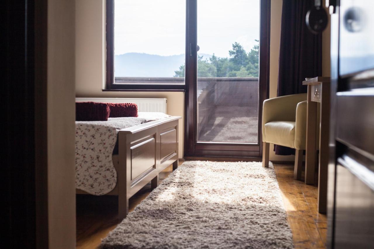 Pensiunea Unio Săcele エクステリア 写真